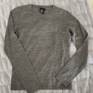 Theory Heather Gray Wool Sweater size small